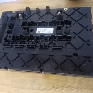 mercedes-actros-mp4-sam-module-repair-autolectronix.jpg